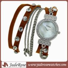 La mode en gros montre en cuir véritable montre à quartz Women&#39;s Watch